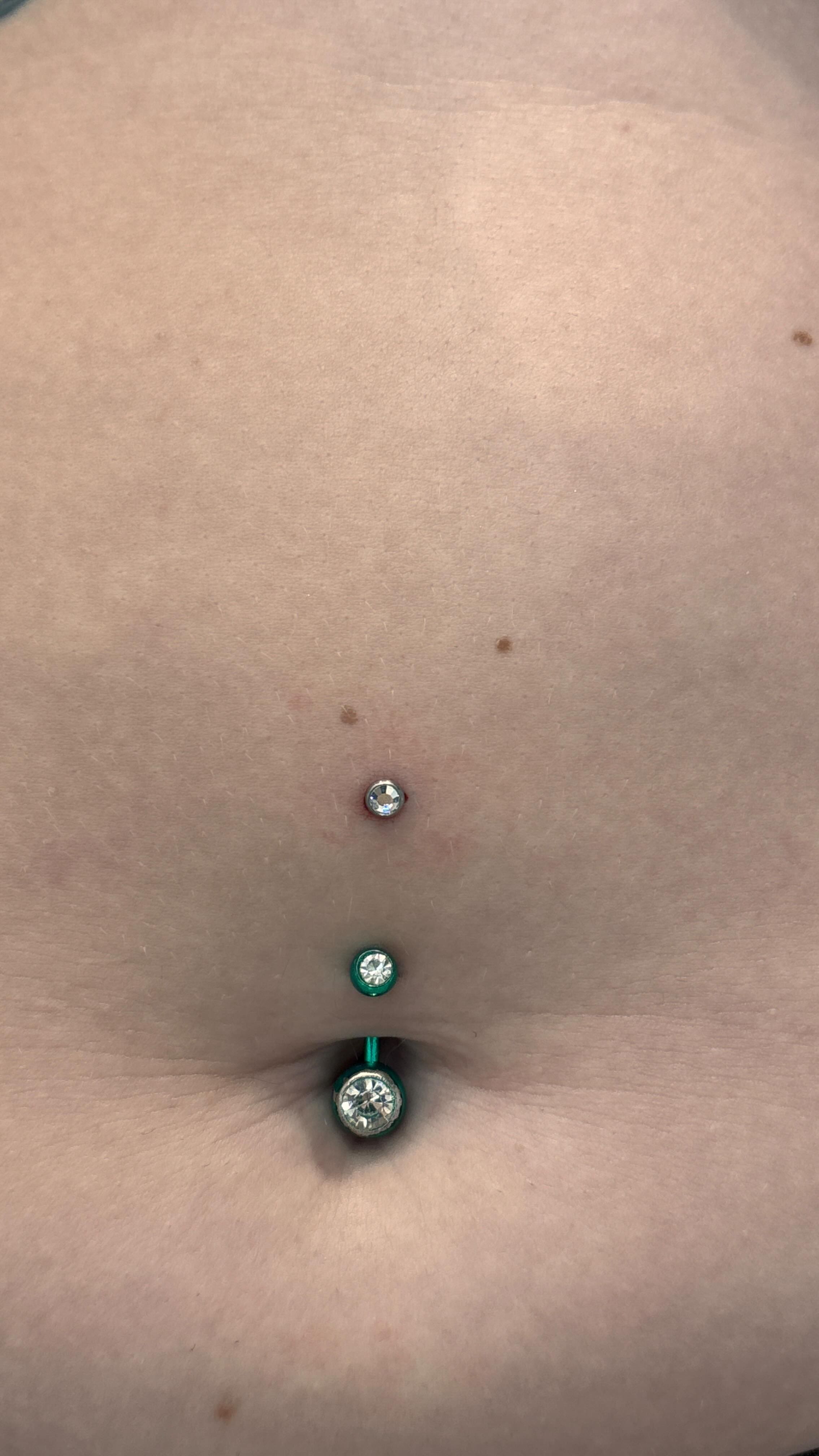 Le più coraggiose si fanno addirittura ben 3 dermal nello stesso giorno ✈️🔥
(1 sopra all’ombelico e 2 alle clavicole 🫠)

📍Seveso (MB), Corso Federico Borromeo 28

Per info, consulenze e prenotazioni scrivici in DM o su WhatsApp al 3200454875 💌

#piercingseveso #piercingmilano #piercingmonza #dermal #microdermal