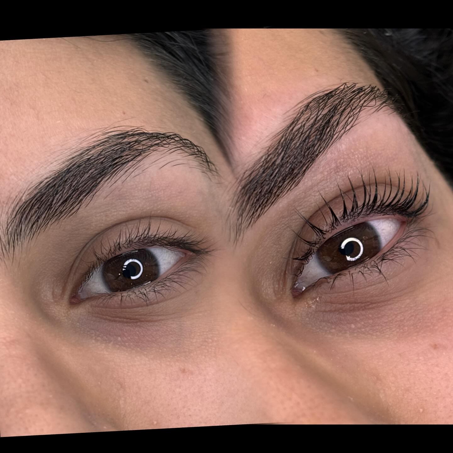Prima vs dopo: piccoli dettagli, grande differenza.
Ciglia liftate e sopracciglia pulite per uno sguardo più aperto e curato, senza makeup 🤩

📍Seveso (MB), Corso Federico Borromeo 28

Per info, consulenze e prenotazioni scrivici in DM o su WhatsApp al 3200454875 💌

#laminazioneciglia #epilazionesopracciglia #esteticaseveso #lashmakermonza #lashmakermilano