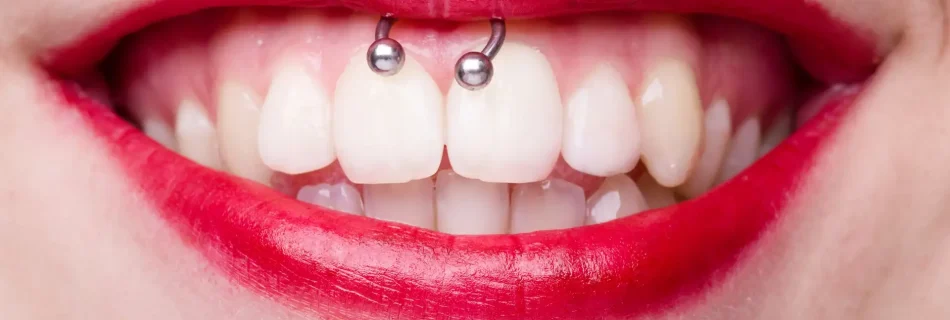 Piercing Smiley