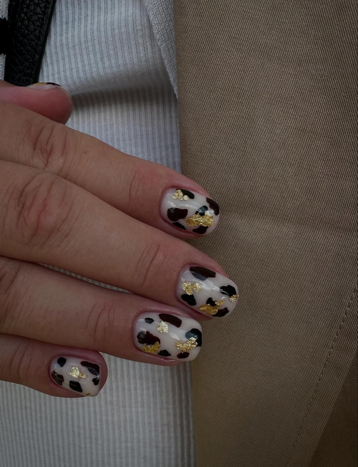 Per info, consulenze e prenotazioni scrivici in DM o su WhatsApp al 3200454875 💌

#nails #ricostruzione #unghie #laminazione #unghiegel