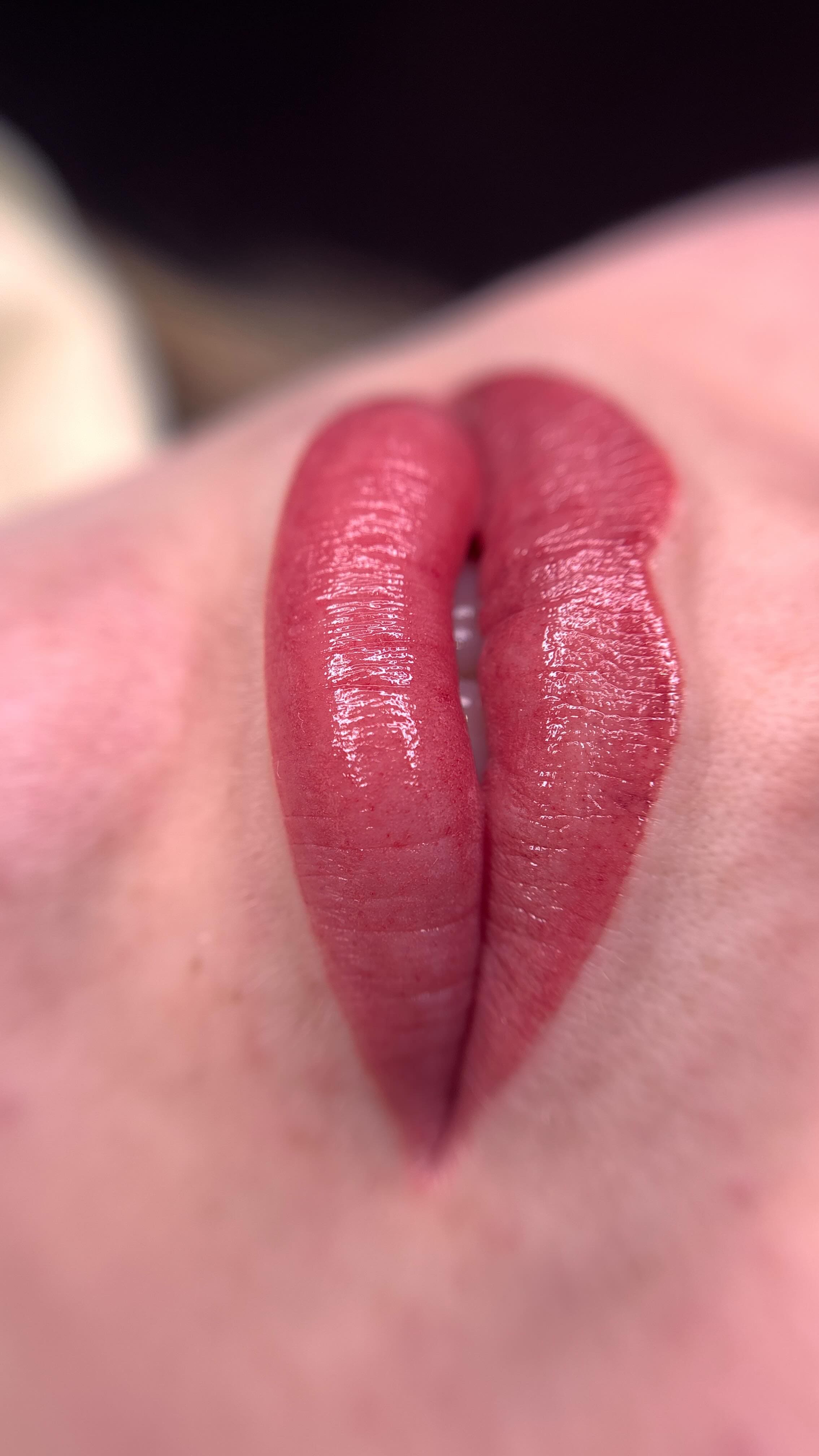 Pigmentazione labbra per labbra ridefinite con un colore soffice e vibrante. Bellezza on super top per la raggiante Giada 😍

Per info, consulenze e prenotazioni scrivici in DM o su WhatsApp al 3200454875 💌
📍Seveso (MB), Corso Federico Borromeo 28

#pmulabbra #labbra #pigmentazionelabbra #milanopmu #monzapmu