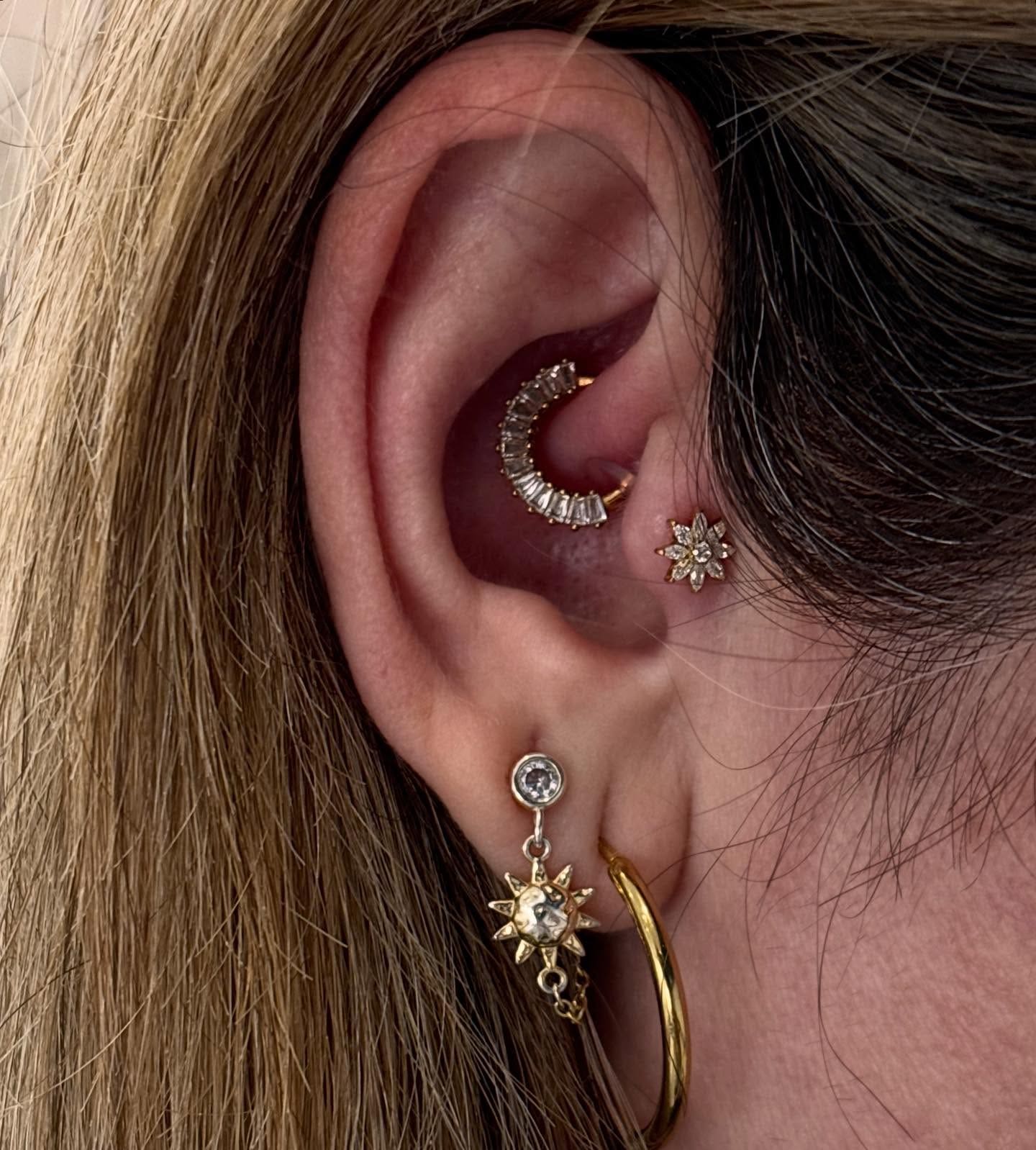 Un #tragus e un #daith con gioielli che ho amato subitooooo 😍😍😍

📍Seveso (MB), Corso Federico Borromeo 28

Per info, consulenze e prenotazioni scrivici in DM o su WhatsApp al 3200454875 💌

#sevesopiercing #monza #sevesotatuaggio